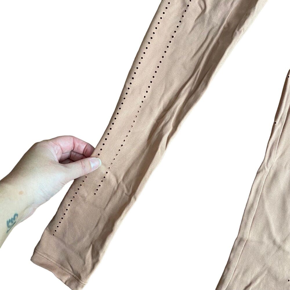 Gymshark XS Leggings Workout Activewear Eyelet Blush Pink Nude - Picture 6 of 12